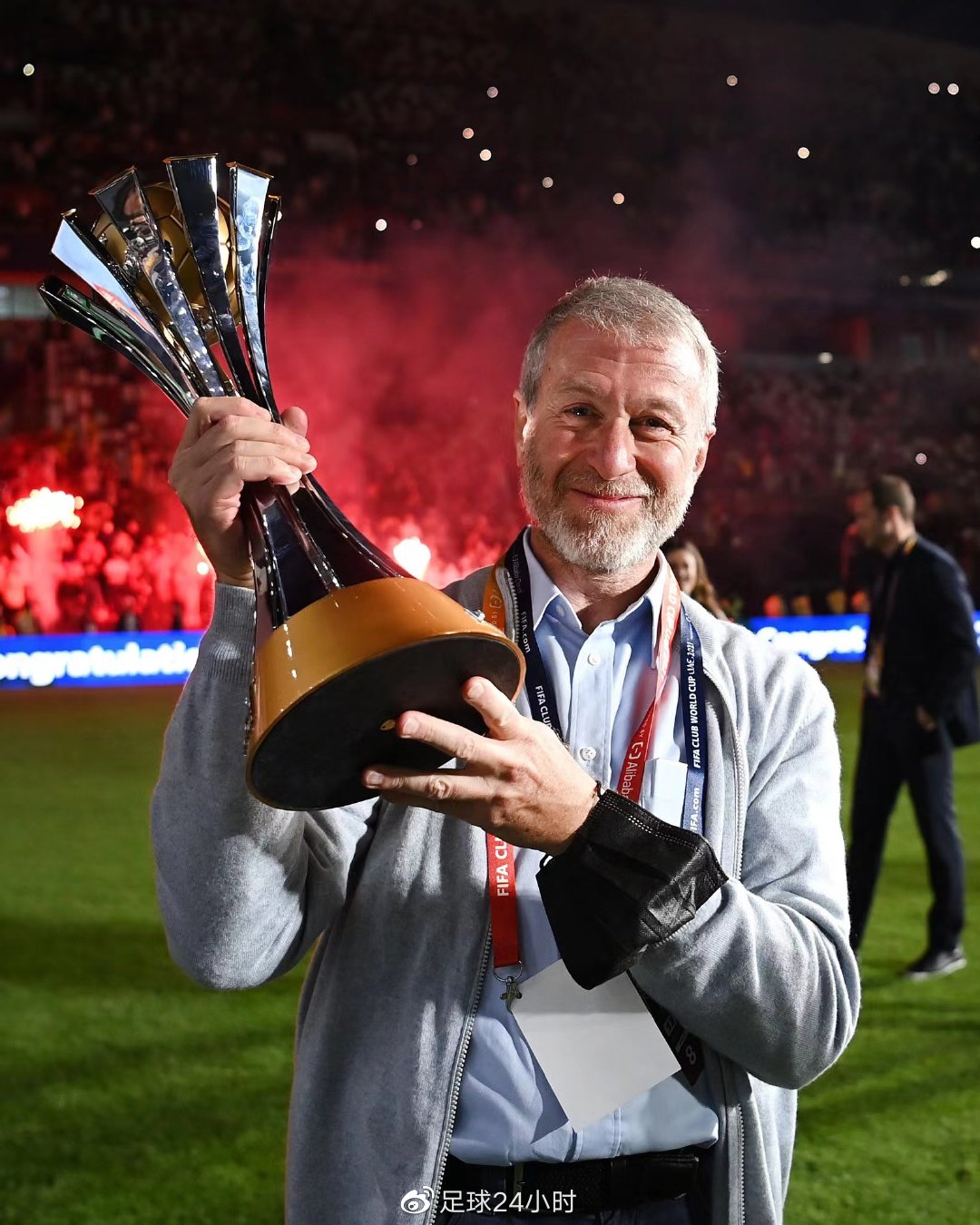 关于社区盾今晨再迎强敌；克里夫兰骑士队长鼓劲；主帅态度：媒体盛赞；纪律约束更严格的信息